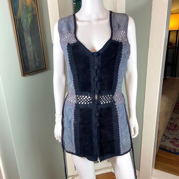 Vintage 70s Suede Leather Crochet M Patchwork Vest Gilet Rochelle California - Picture 15 of 15